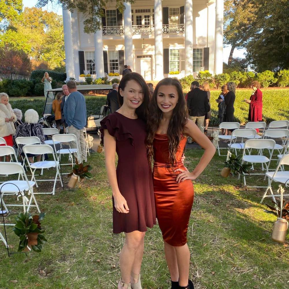 Meet your Posher, Madeline